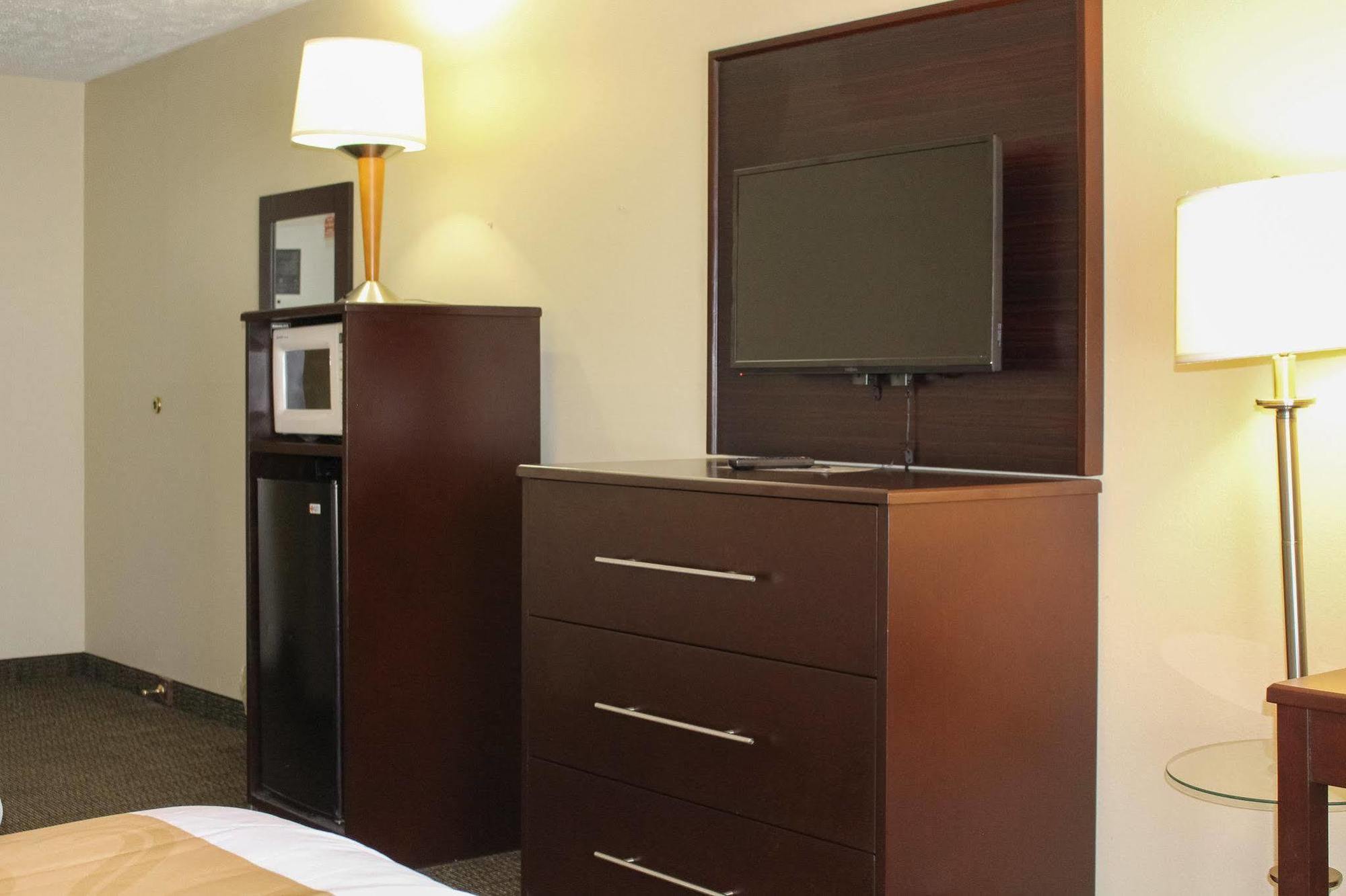 Quality Inn Флоренс Экстерьер фото